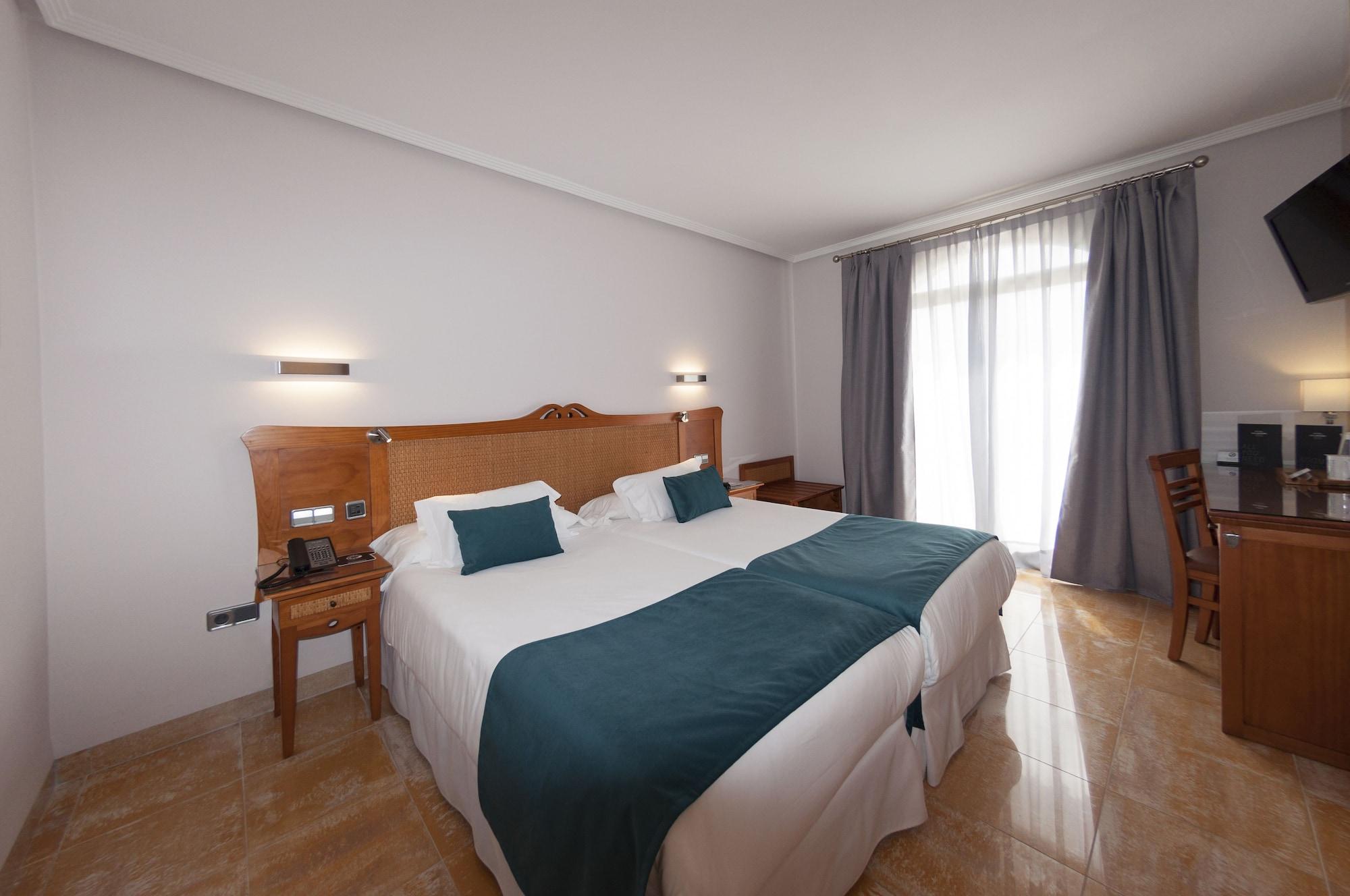 Hotel La Laguna Spa & Golf Ciudad Quesada Luaran gambar